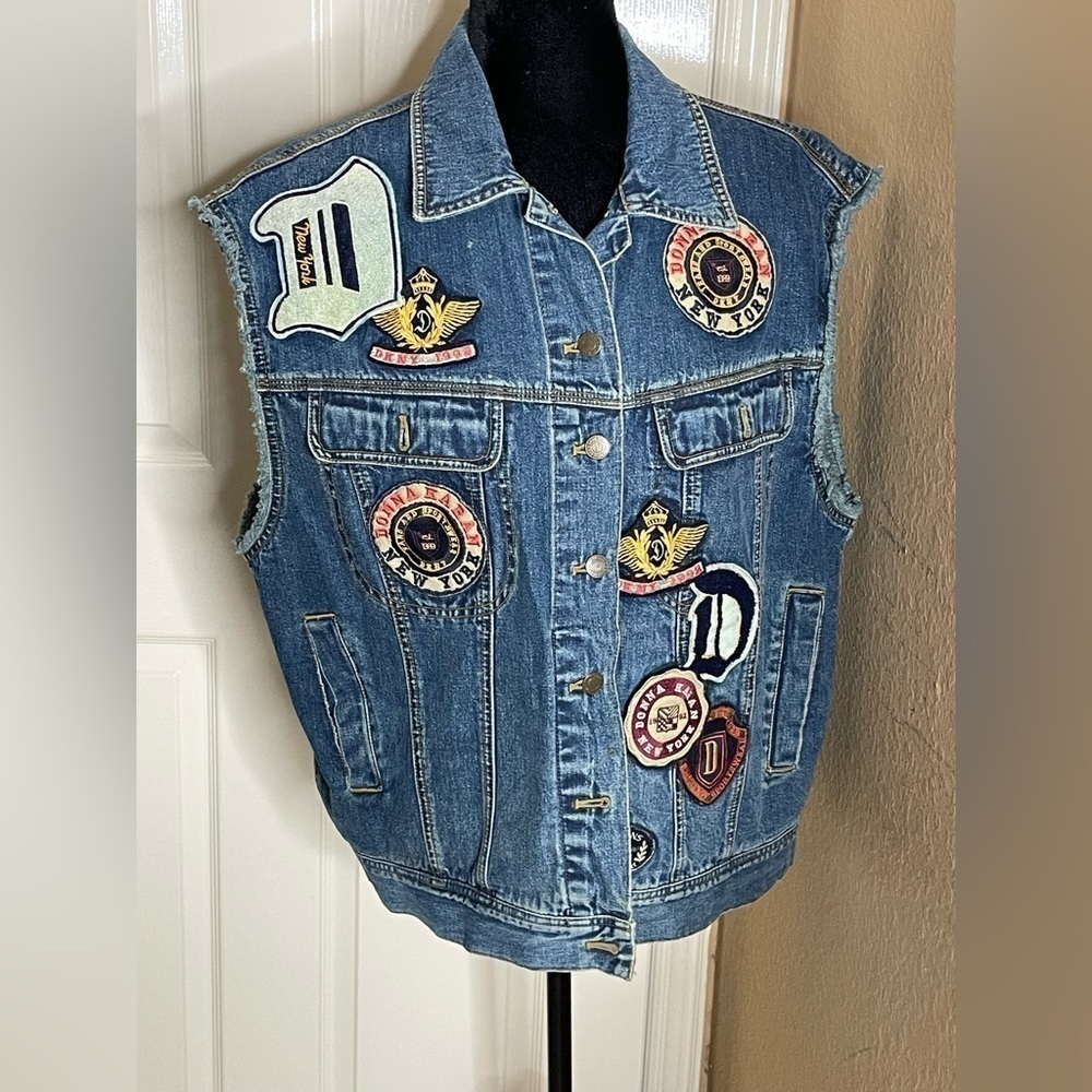 VINTAGE 92’ designer Donna Karan NY unique denim Felt Letterman vest Size 12